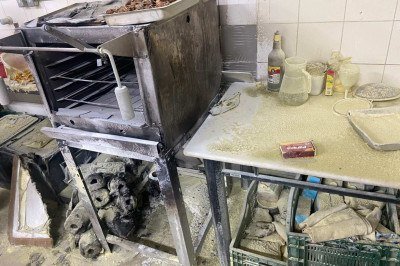 Os brigadistas combateram as chamas com extintores. Após conter o fogo, os militares realizaram a ventilação do local e a contenção do vazamento -  (crédito: CBMMG/Divulgação )