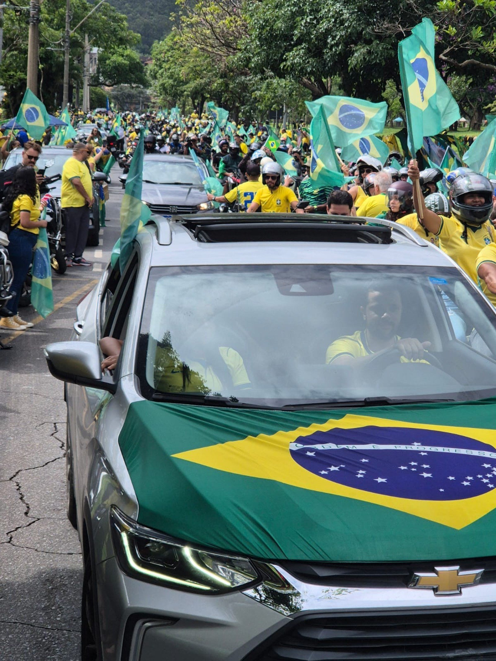 'Motociata do 22' reúne apoiadores de Flávio Bolsonaro (PL), na Praça do Papa, em BH
-Jair Amaral / EM / DA Press