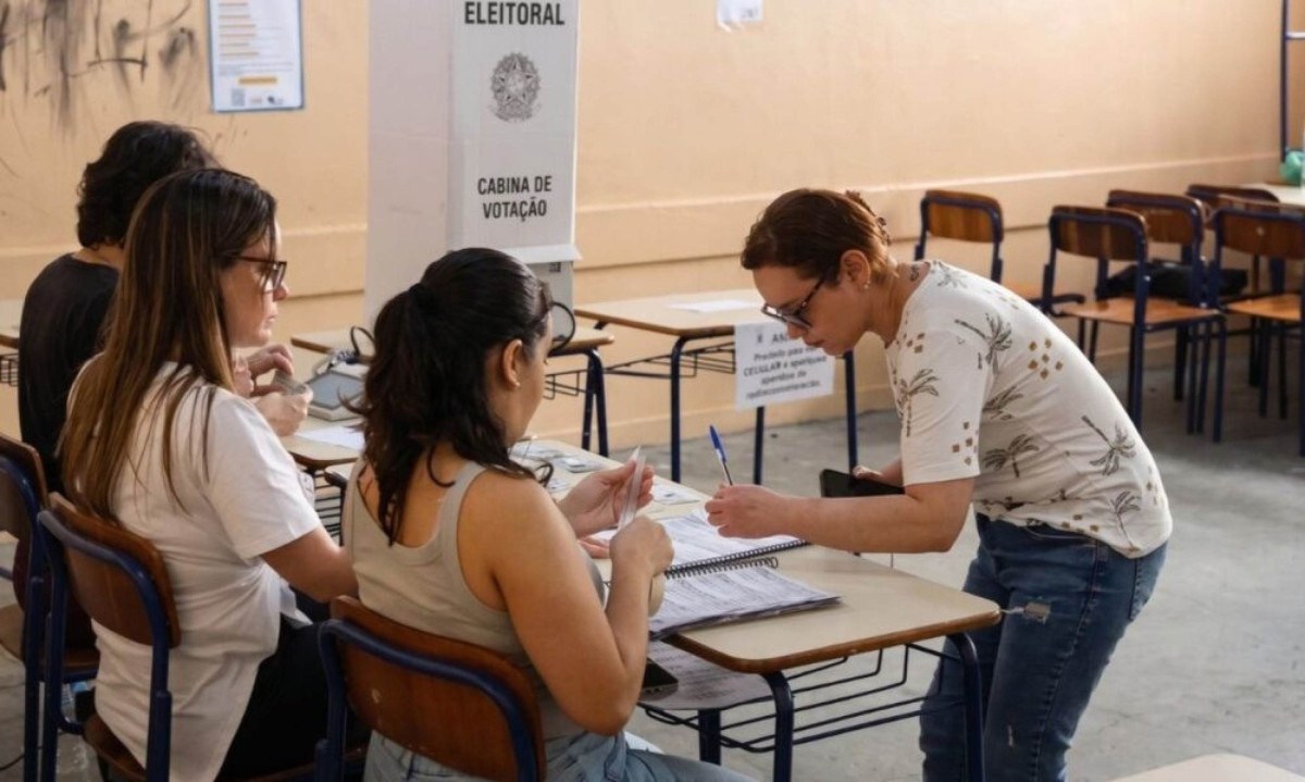 Até que horas dá para votar hoje e o que levar para a seção no 2º turno - (crédito: Tupi)