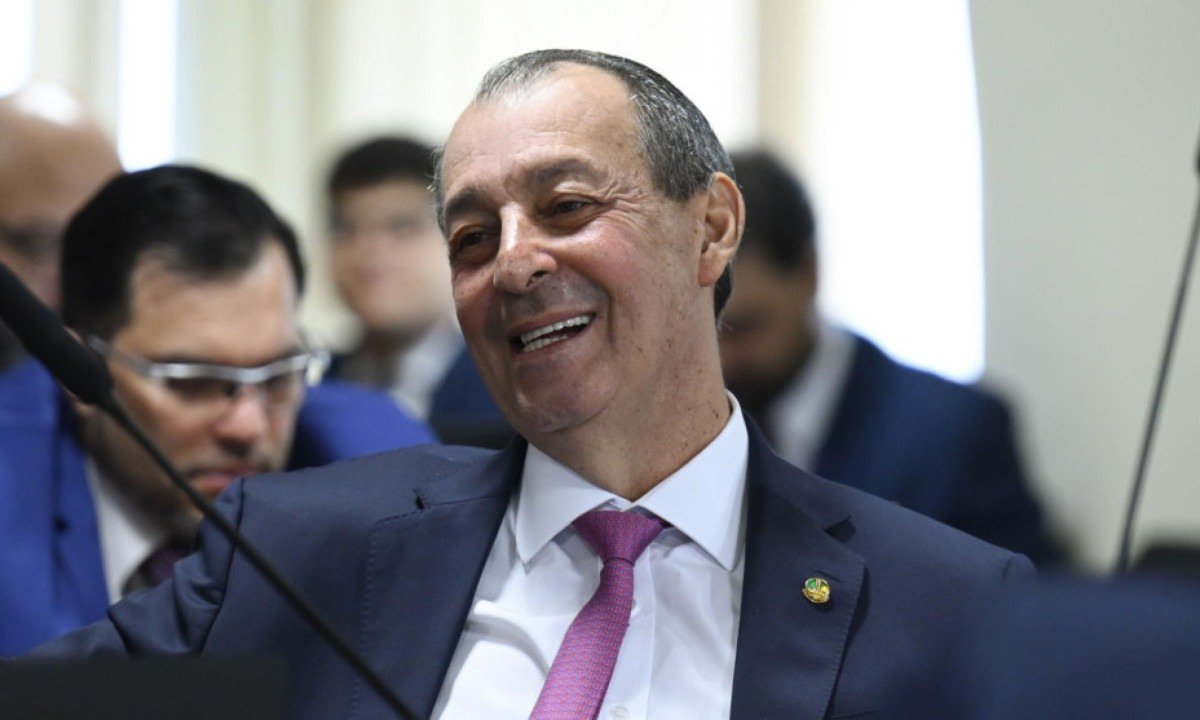 Omar Aziz, que fez campanha com Lula, governará o Amazonas pela terceira vez - (crédito: Foto: Andressa Anholete/Agência Senado)