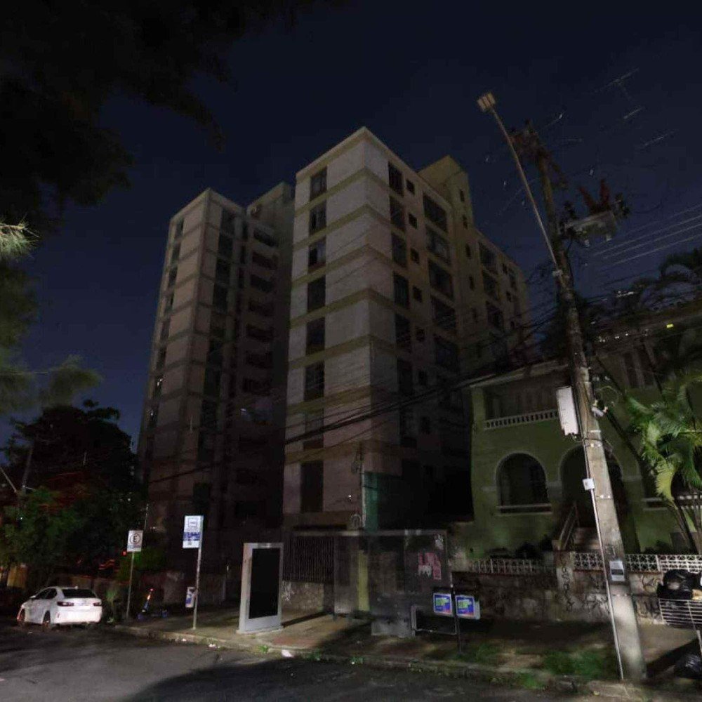 Parte do Bairro Floresta, em BH, segue sem luz quase 36 horas após temporal