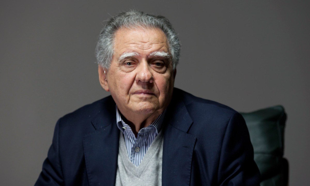 Testamento de Luiz Carlos Barreto prevê receitas de filmes as netas, filhas do diretor de O Quatrilho -  (crédito: Em Contexto - Connect EM)