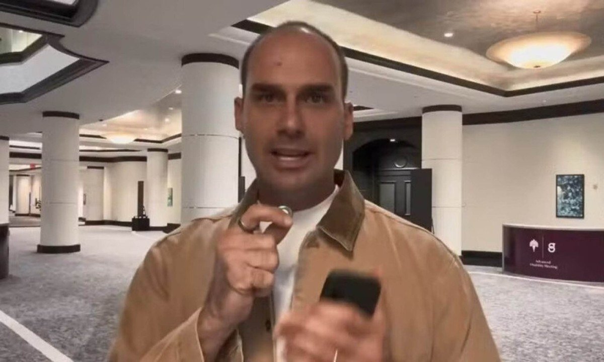 Eduardo Bolsonaro publica vídeo em inglês e contesta vitória de Lula: "Não reconheçam" - (crédito: Tupi)