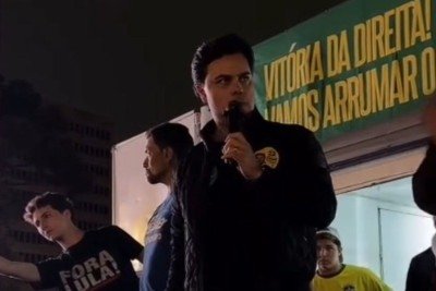 Ativo nas redes sociais, Chiquini declarou apoio a Fl&aacute;vio Bolsonaro para a Presid&ecirc;ncia da Rep&uacute;blica -  (crédito: Redes Sociais/Reprodu&ccedil;&atilde;o)