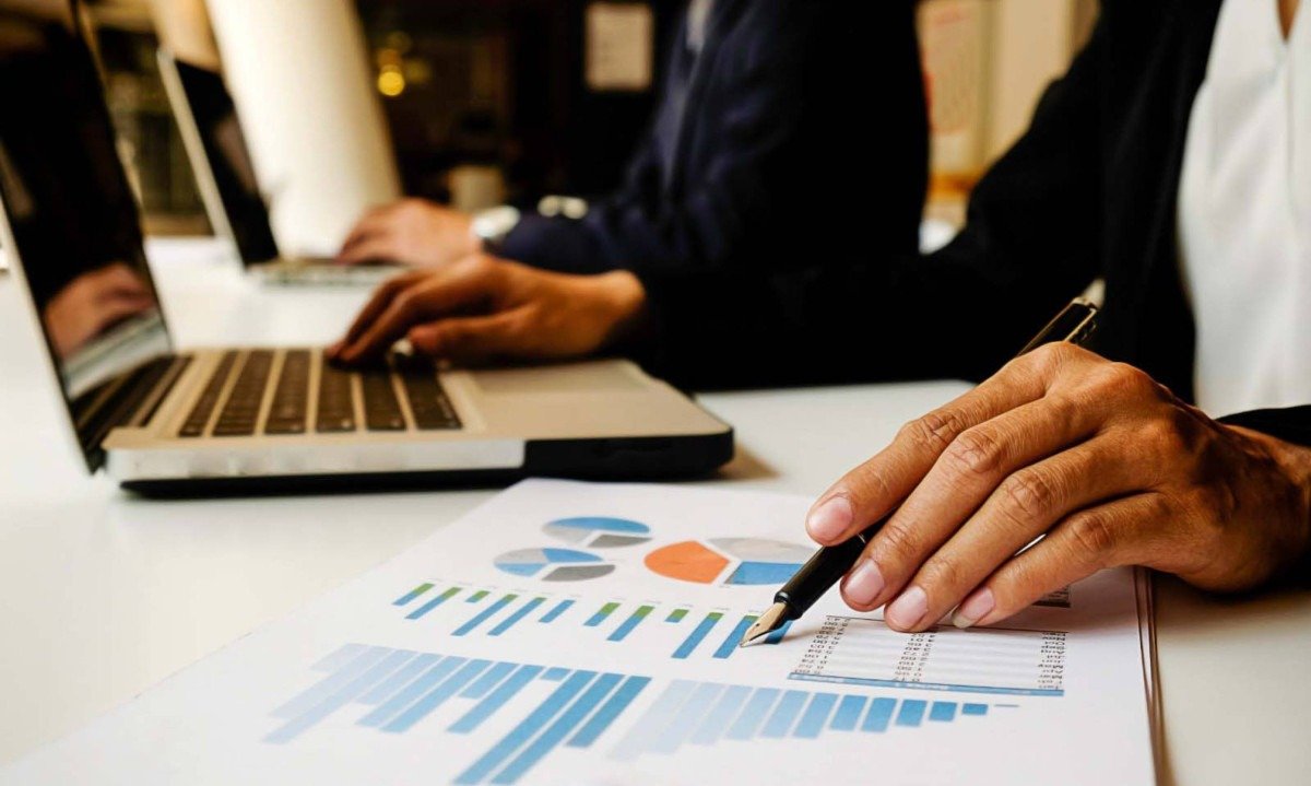Ferramentas financeiras ajudam comerciantes a gerir negócio - (crédito: DINO)