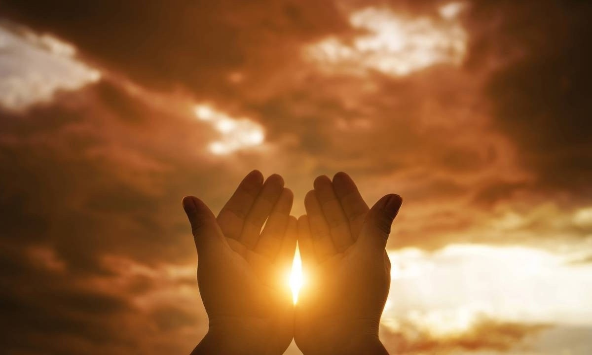 A dimensão da fé e seu impacto social e político são centrais no debate sobre a laicidade e a relação com as religiões no contexto atual - (crédito: Créditos: depositphotos.com / artitcom)