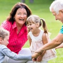 Avós e netos: psicóloga apresenta 5 princípios para fortalecer esse vínculo e mostra como atitudes no convívio familiar podem favorecer o bem-estar das crianças - Cr&eacute;ditos: depositphotos.com / AndreyPopov