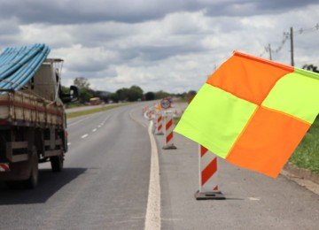 Obras da Via Cristais na BR-040, entre Belo Horizonte e Cristalina, ocorrem ao longo desta semana, de 26 de outubro a 1º de novembro -  (crédito: Via dos Cristais)