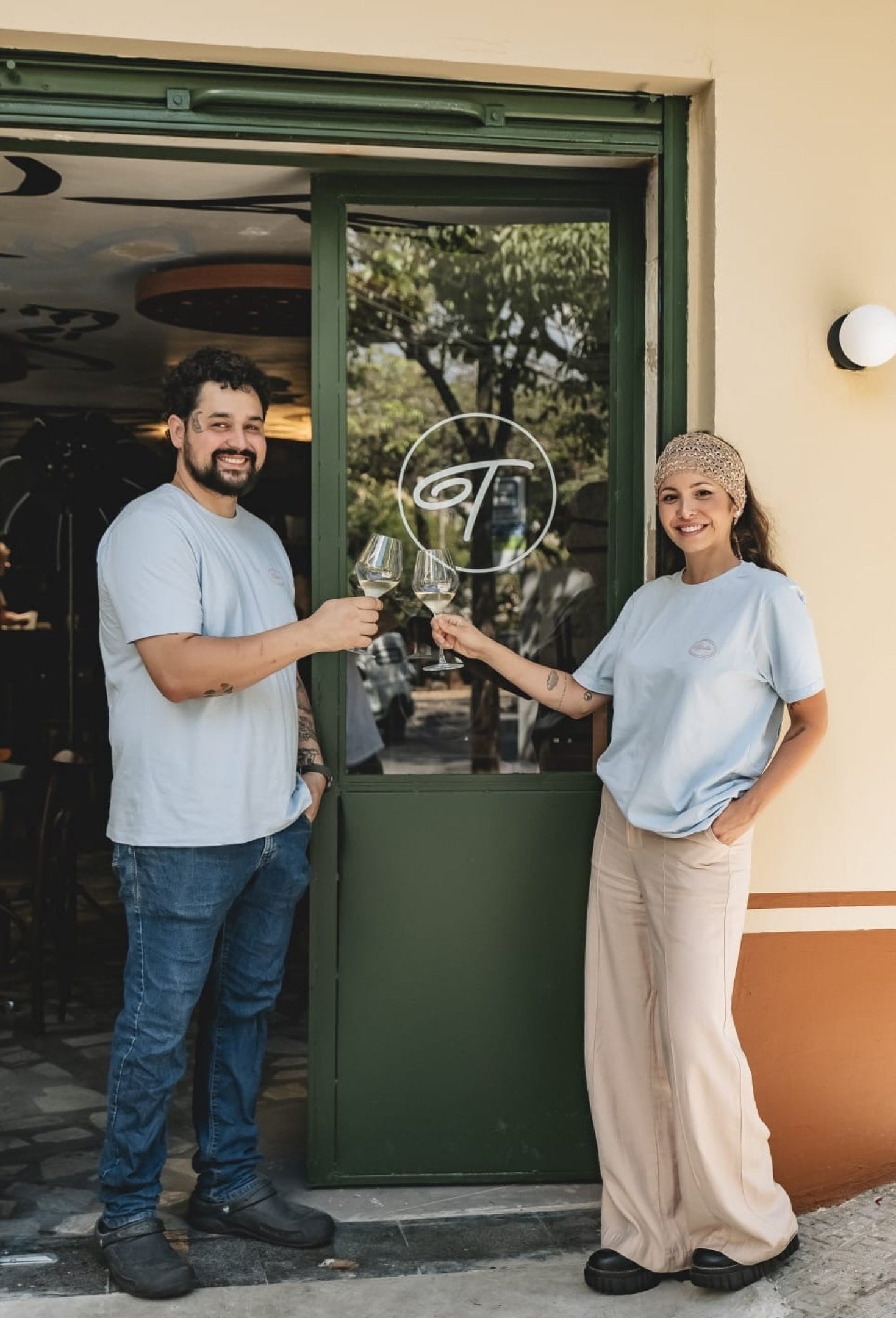 Chefs e sócios da casa, Gabriel Murta e Sabrina Banneit Chefs e sócios da casa, Gabriel Murta e Sabrina Banneit