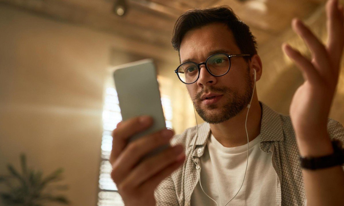 Mas basta um clique para descobrir uma verdade bastante inconveniente: a conta pode ser sua, o controle é da plataforma -  (crédito:  Drazen Zigic/Magnific.com)