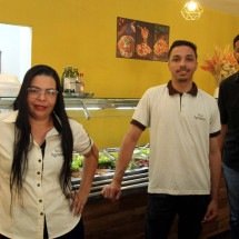 Ex-garçons com histórias parecidas assumem restaurante que sabe receber bem - Jair Amaral/EM/D.A Press