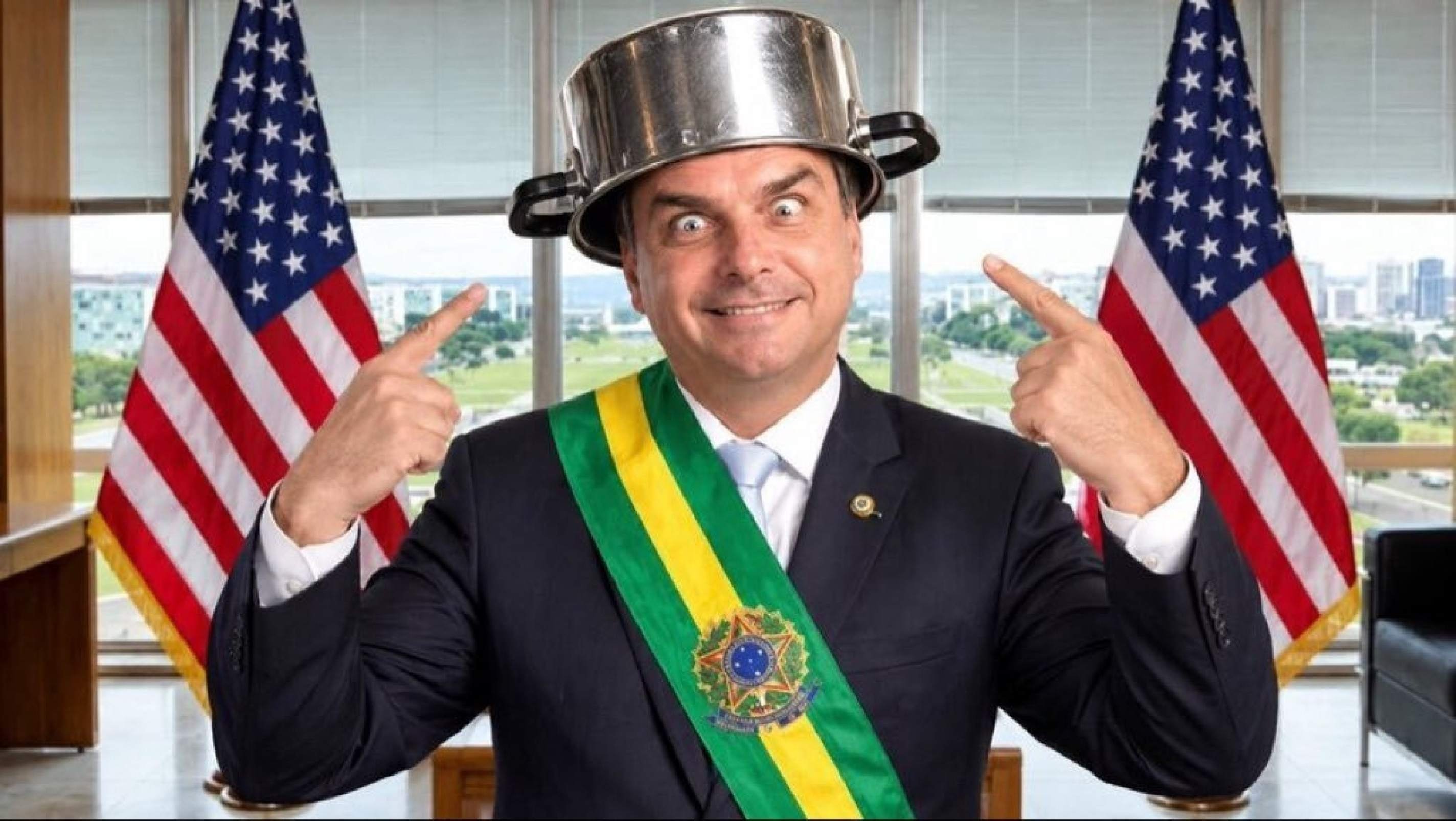 Flávio foi ironizado após carta em que diz ser presidente do Brasil-Reprodução/X