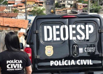 A PCMG prendeu na madrugada desta quinta-feira (29) o último suspeito foragido da organização criminosa investigada na operação Gargântua -  (crédito: PCMG / Divulgação )