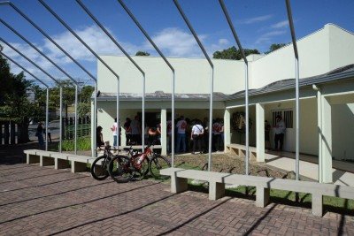 Os cemitérios da Paz, da Saudade, do Bonfim e da Consolação funcionarão das 7h às 17h30. A operação é coordenada pela Fundação de Parques Municipais e Zoobotânica (FPMZB), com apoio da Guarda Civil Municipal, da BHTrans, da Polícia Militar e de outros órgãos municipais
       -  (crédito:  Tulio Santos/EM/D.A.Press. Brasil. Belo Horizonte - MG)