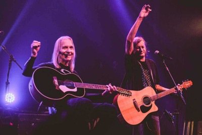 S&eacute;rgio Hinds vai receber Cl&aacute;udio Venturini, guitarrista do 14 Bis, no show desta sexta-feira &agrave; noite, no Bar do Museu Clube da Esquina -  (crédito: @eusoubabs/divulga&ccedil;&atilde;o)