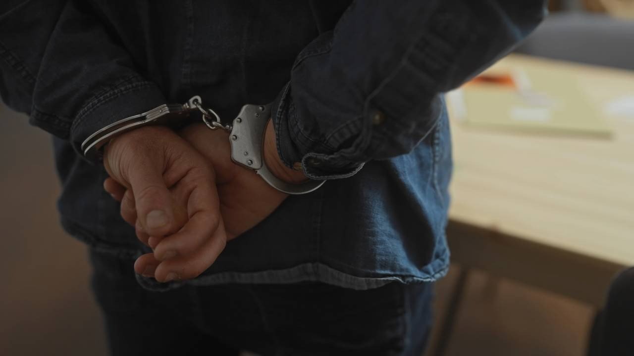 Tribunal dos EUA decide que imigrantes detidos n&atilde;o t&ecirc;m direito constitucional a audi&ecirc;ncia de fian&ccedil;a -  (crédito: Cr&eacute;ditos: depositphotos.com / Krakenimages.com)
