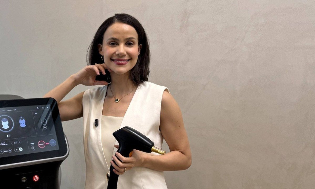 Formada na UFTM, médica conduz primeira pesquisa do Brasil sobre laser capilar - (crédito: PulseBrand)