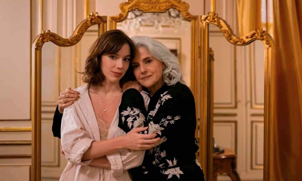 Alice Wegmann e Marieta Severo interpretam filha e mãe em conflito na série "Dom de iludir", com 10 episódios, dirigida por Mauro Mendonça Filho
- (crédito: Marcos Serra Lima/Divulgação)