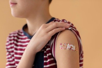 Para quem foi vacinado na infância, é recomendado um reforço aos 11 anos ou cinco anos após a última dose -  (crédito: magnific)