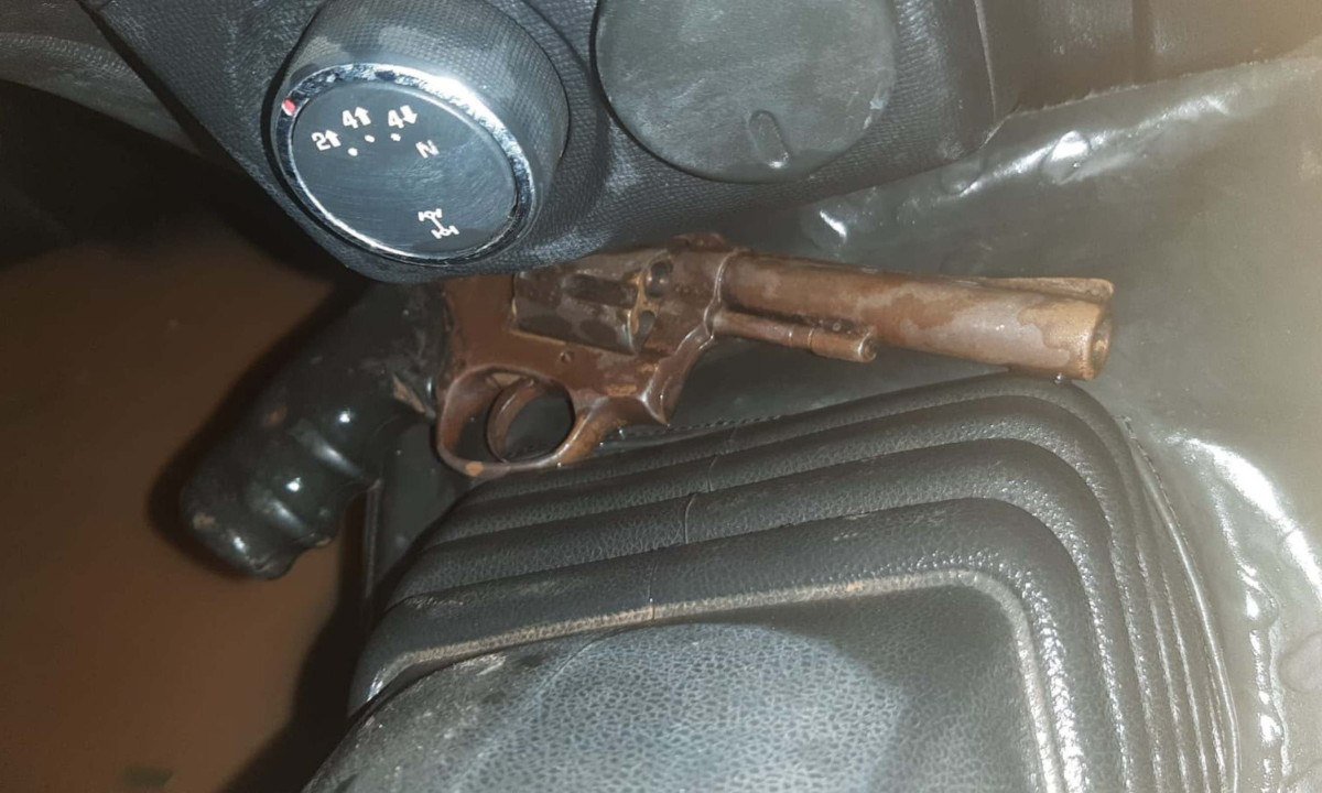 Bandidos torturam homem em sítio, mas vítima reage e mata um em Minas - (crédito: PMMG/Reprodução)