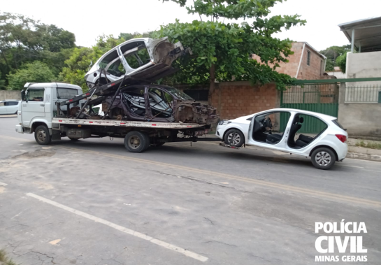 Nove veículos com sinal de roubos foram recuperados -  (crédito: PCMG/Reprodução)