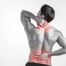 Conheça 6 opções de tratamentos para dores nas costas, especialista explica - freepik 