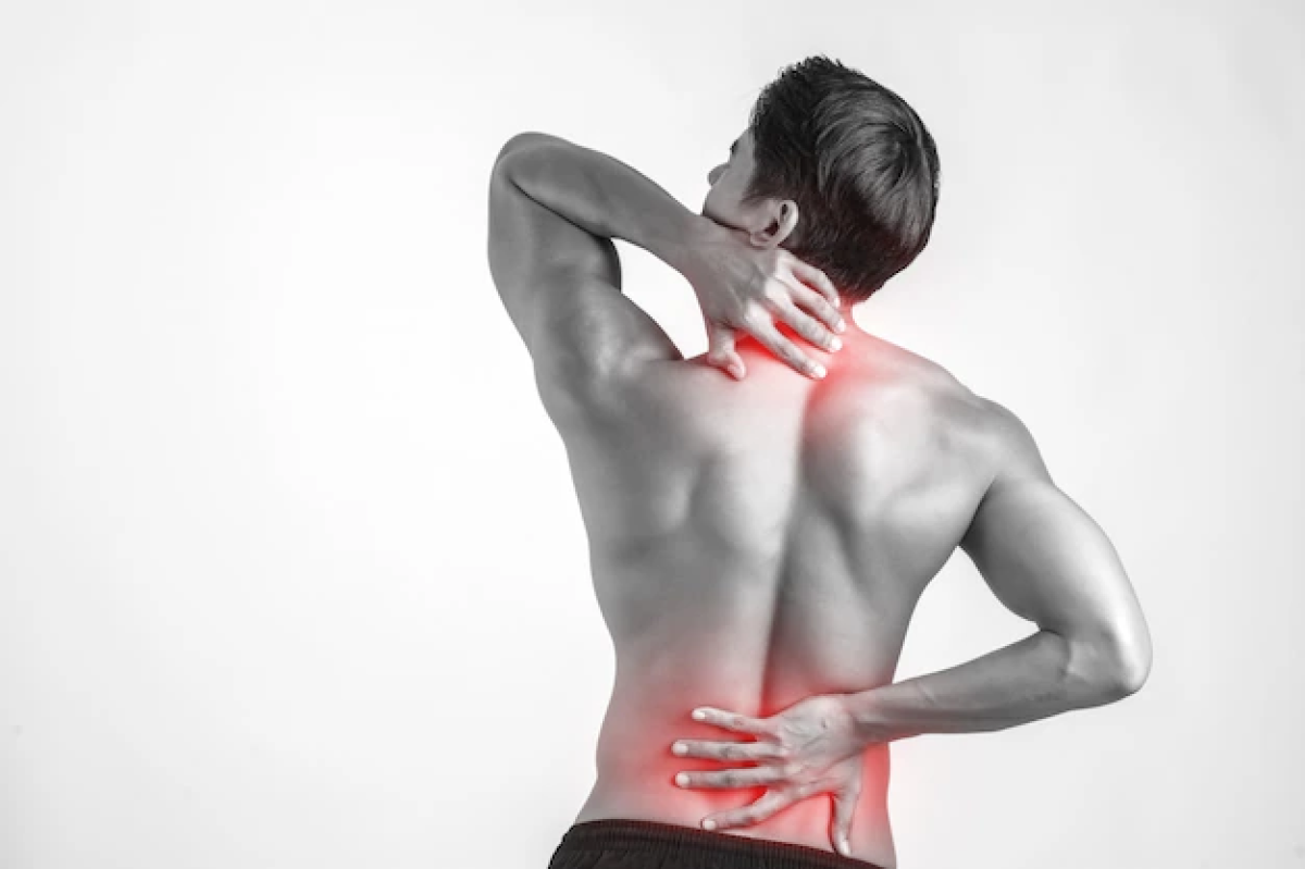 Conheça 6 opções de tratamentos para dores nas costas, especialista explica