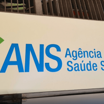 Empresários se assustam com reajuste dos planos coletivos de saúde - Agência Brasil.