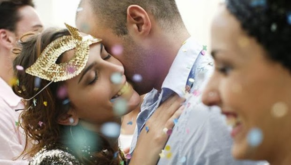Carnaval e namoro: como curtir sem arriscar terminar a relação?