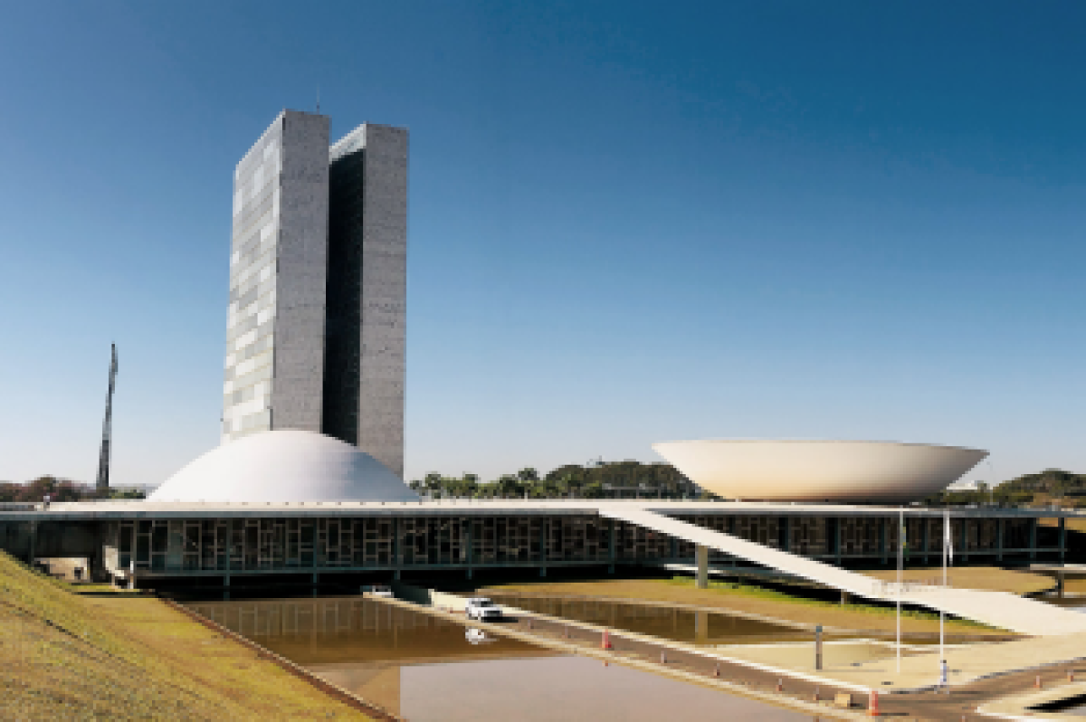 Prefeituras de Minas devem economizar R$ 1,3 bilhão por ano com desoneração, diz AMM