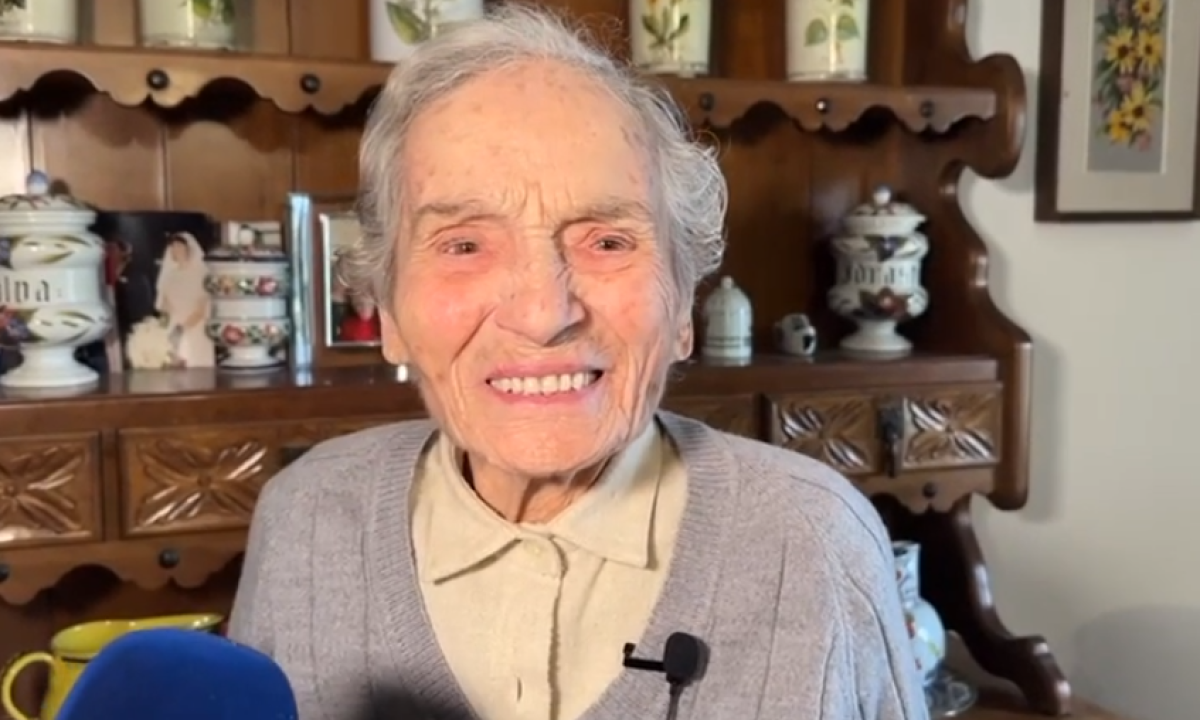 Italiana de 103 anos é pega dirigindo com habilitação vencida -  (crédito: Reprodução/la nuova ferrara)