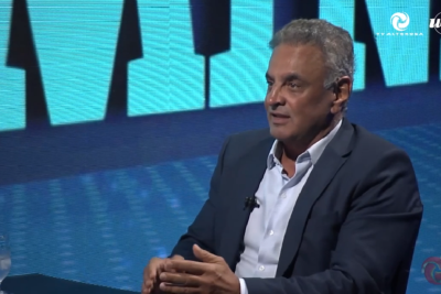 Para Aécio Neves, o 'Brasil não se resume a essa polarização que está aí hoje' -  (crédito: EM Minas/Reprodução )
