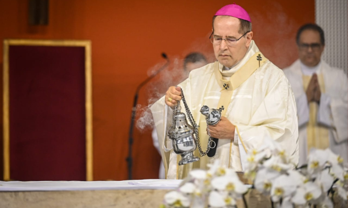 Arcebispo metropolitano preside a Missa da Unidade, na Catedral Cristo Rei
 -  (crédito: Leandro Couri/EM)