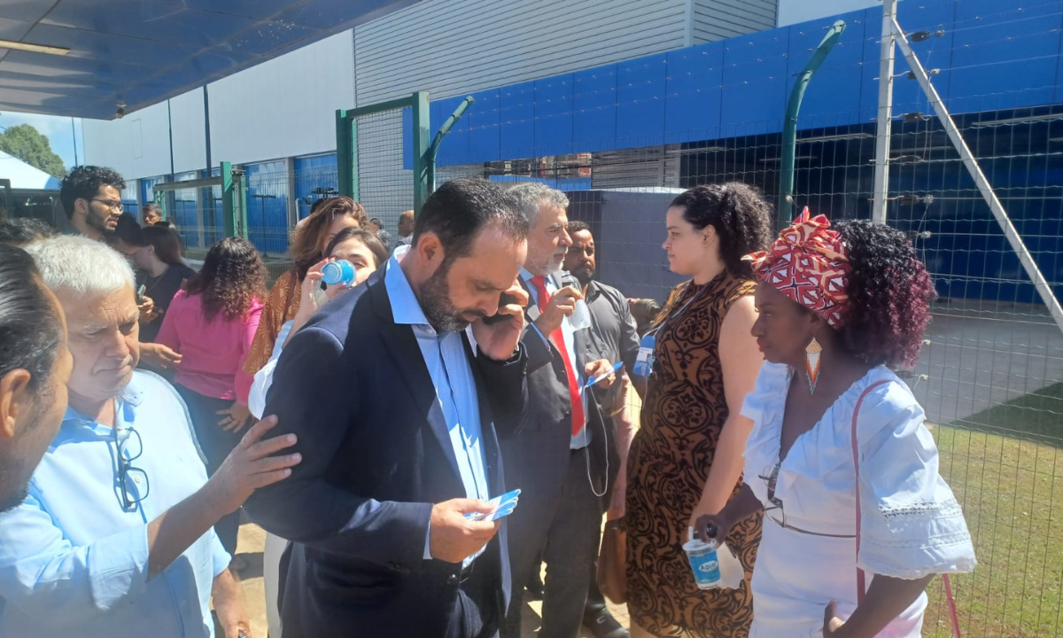 Bancada de apoio ao presidente Lula na Assembleia deixou o evento antes do término alegando tratamento desrespeitoso por parte da empresa -  (crédito: Alessandra Mello/EM/D.A Press)