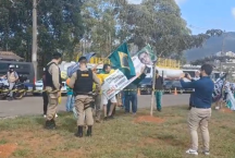 Lula em Minas: bolsonaristas e grevistas trocam provocações