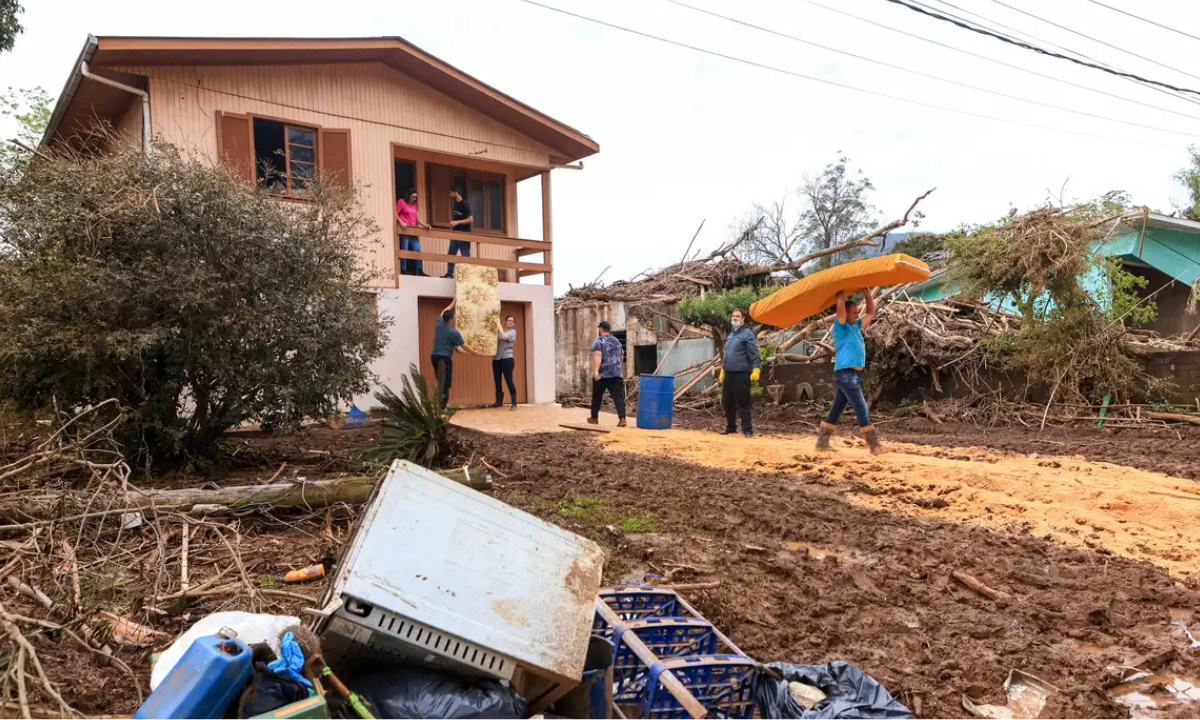 Fortes Chuvas Deixam 5 Mortos E 18 Desaparecidos No Rio Grande Do Sul