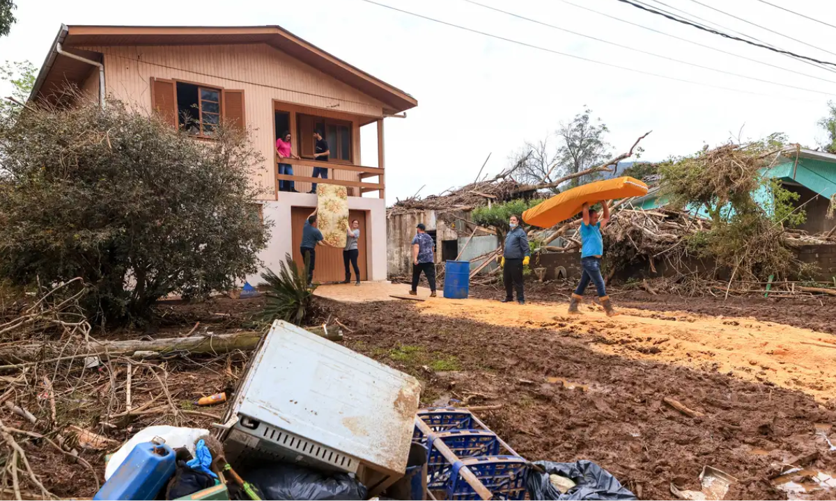 Fortes chuvas deixam 5 mortos e 18 desaparecidos no Rio Grande do Sul