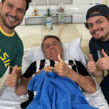 Bolsonaro vai para São Paulo tratar erisipela e obstrução intestinal - Reprodução / Redes Sociais