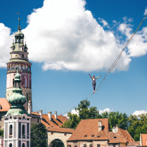 ?eský Krumlov: um verão de eventos na Tchéquia - Uai Turismo