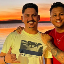 Dupla sertaneja faz show sem plateia e desabafa: 'Desistir não é uma opção' - Redes Sociais