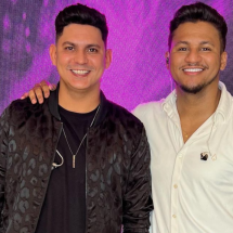 Conheça dupla sertaneja que se apresentou sem plateia na Expoara - Redes Sociais