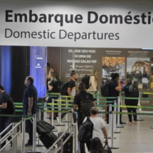 Anac propõe punições para passageiros que causam confusão em voos - Minervino Júnior/CB/D.A.Press