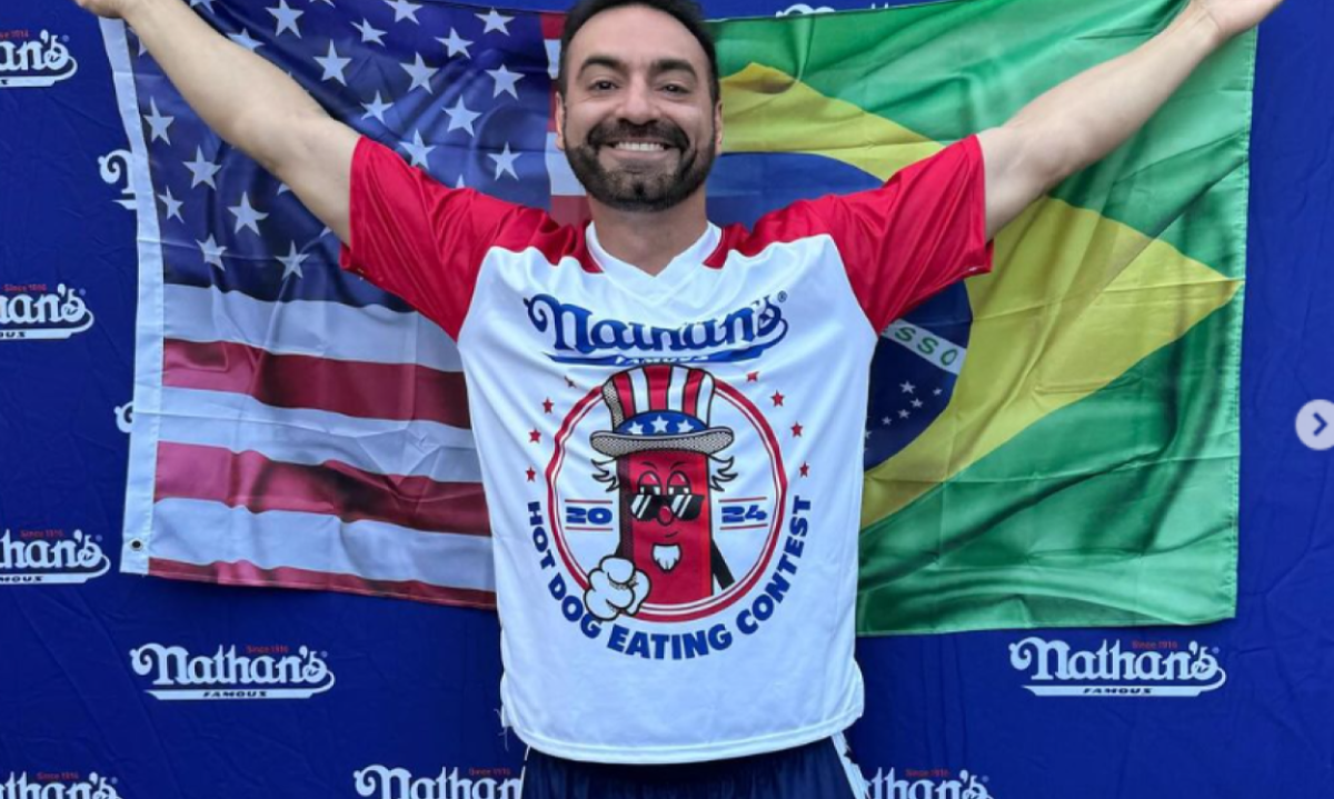 Ricardo Corbucci estará presente no "Nathan’s Hot Dog Eating Contest", competição anual de comer cachorro-quente -  (crédito: Reprodução/internet)