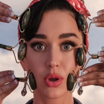 Katy Perry retorna com novo single e lança novo álbum no Brasil - X / Katy Perry
