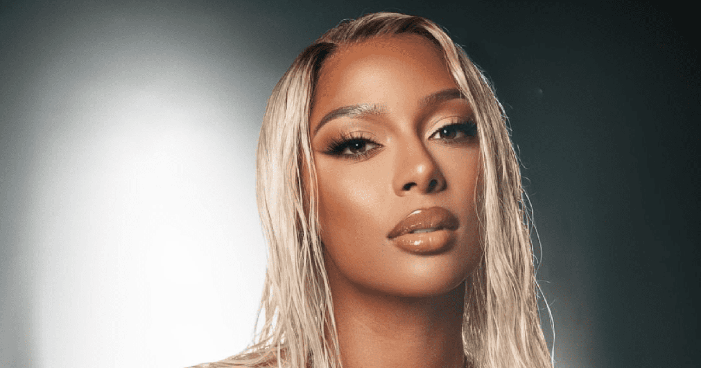 Victoria Monét revela desejo de se mudar para o Brasil 