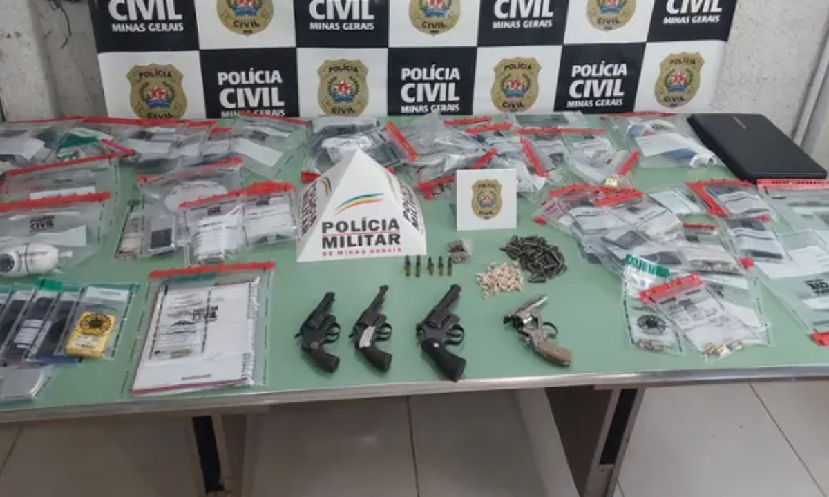 Participaram da operação 21 policiais militares e 20 policiais civis -  (crédito: PMMG/Divulgação)