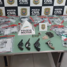 MG: operação prende 14 pessoas ligadas ao tráfico e liberta homem torturado - PMMG/Divulgação