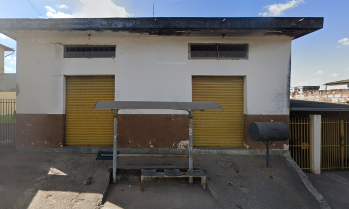 Local onde a mãe abandonou as crianças  -  (crédito: Google Street View/Reprodução)