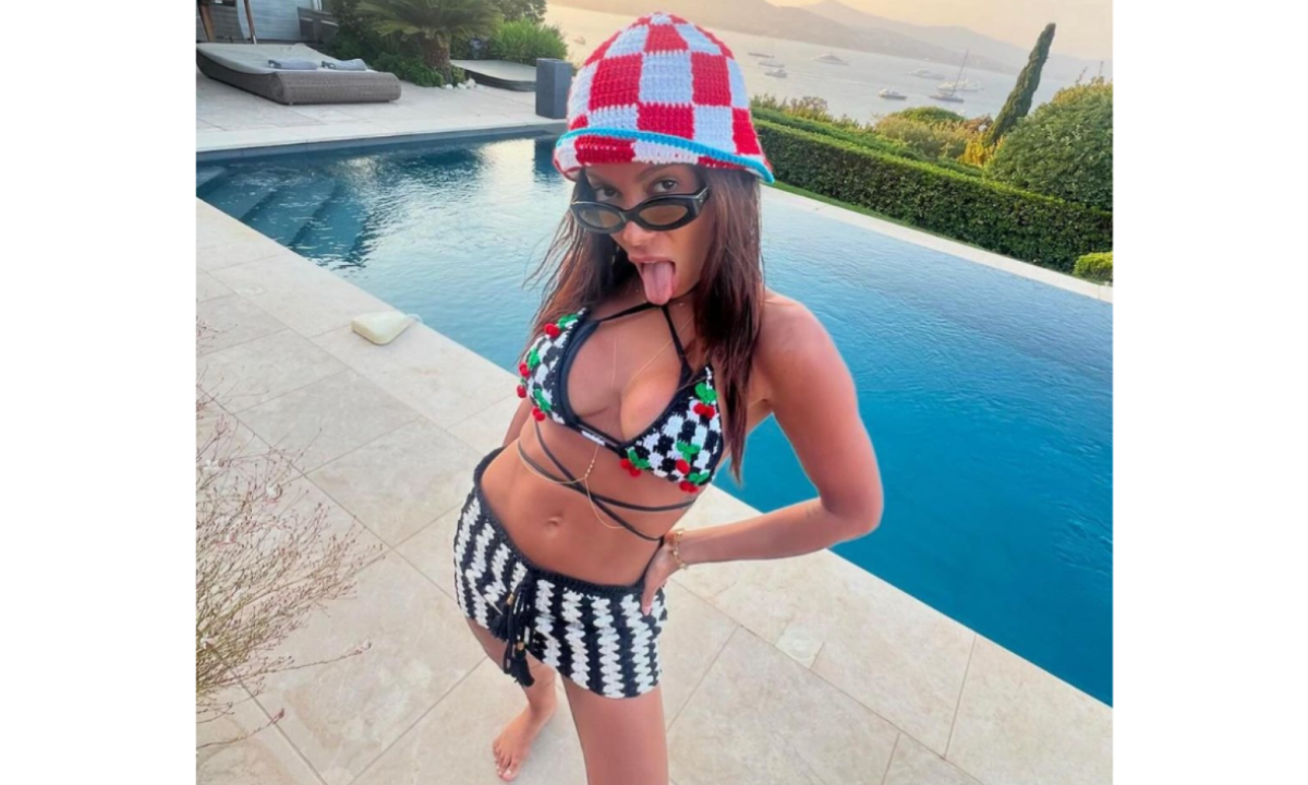 Anitta apareceu usando peças de crochê de marca capixaba -  (crédito: Instagram / Anitta)