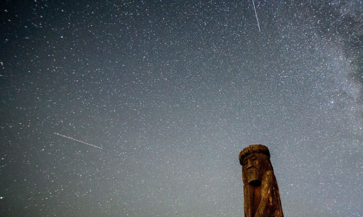 As Perseidas podem ser vistas na maior parte do mundo, como na Rússia -  (crédito: Getty Images)